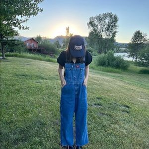 Meet your Posher, Ava